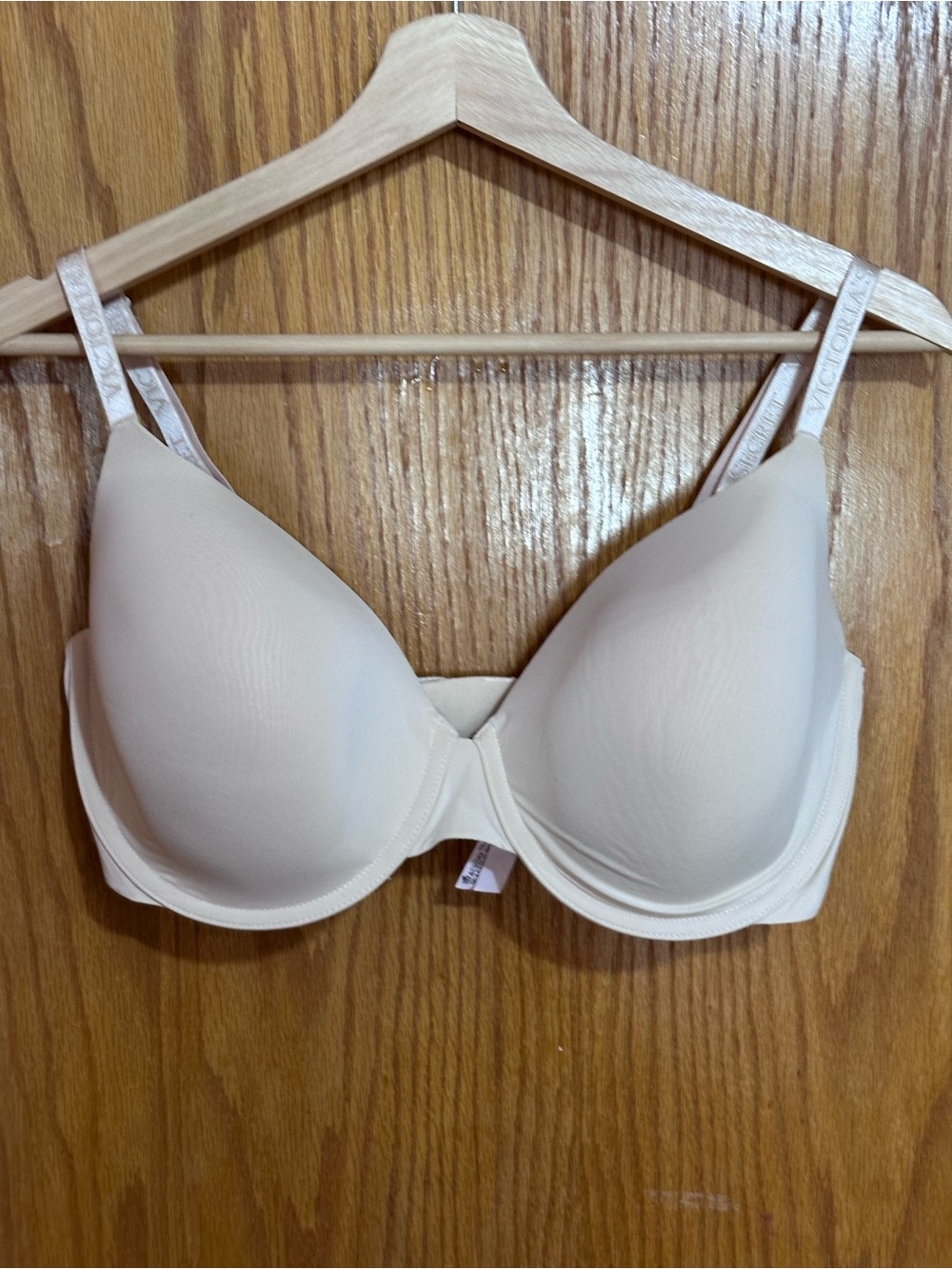 Victoria's Secret sz 36 DDD Smooth Nude T-Shirt Bra lightly lined full coverage